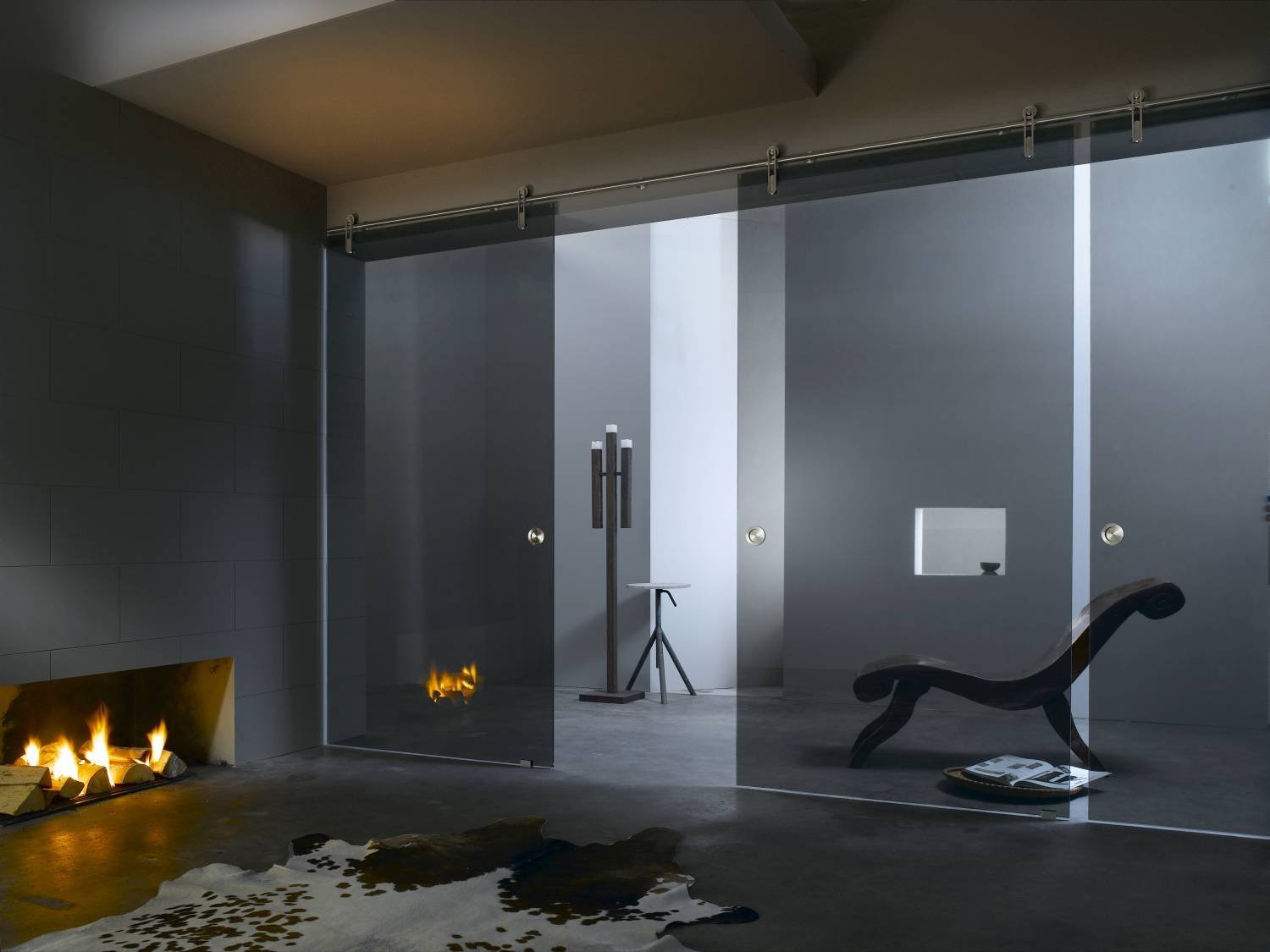 СТЕКЛЯННЫЕ ДВЕРИ 